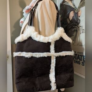 Bueno Gold Mine Suede Tote